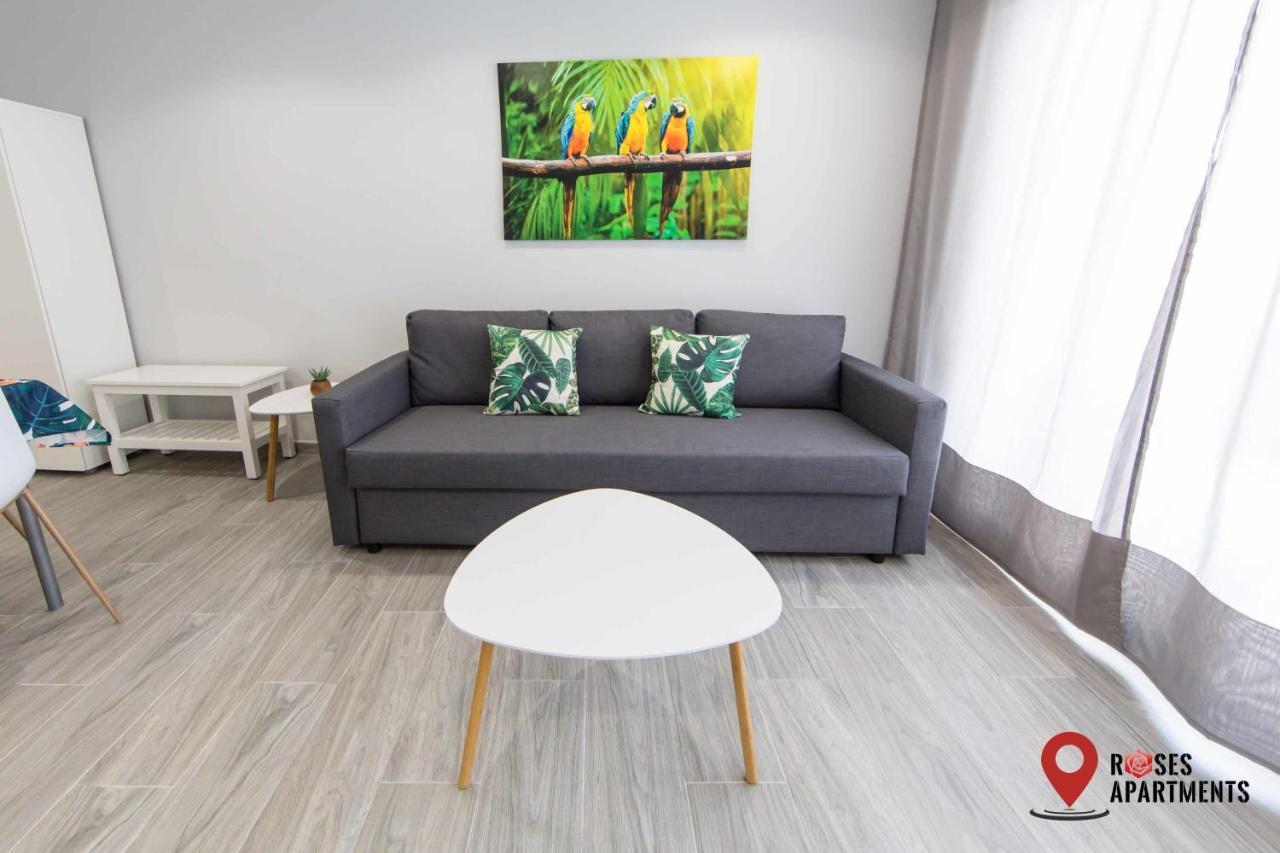 Roses Apartments Tropical Loft Vista Mar Lateral Bagian luar foto